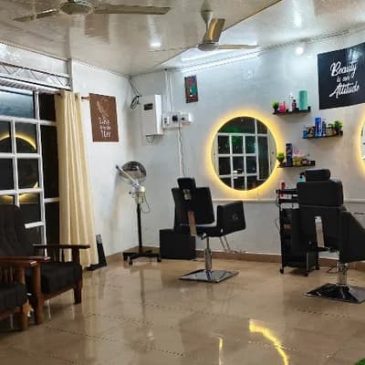 Infinite Beauty Salon logo