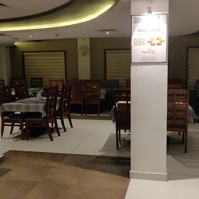 The Spice Cart by Navaratna INN logo