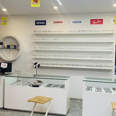 Visualeyes Eye Care logo