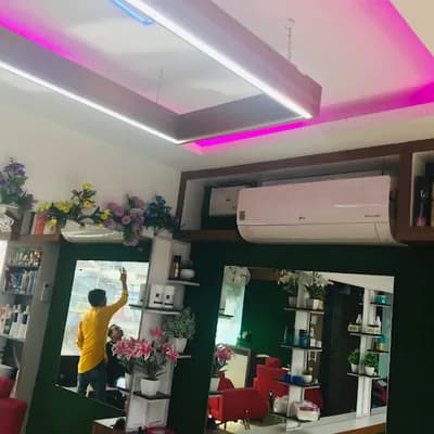 Flawless Unisex Salon And Make Up Studio logo