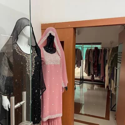 Zeora: Women’S Clothing Store And Direct Factory Outlet logo