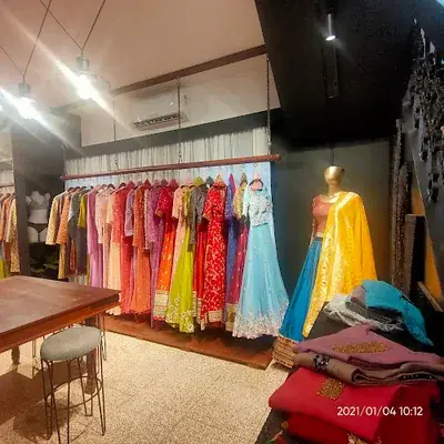 Colors Boutique logo