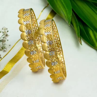 Krishnan Nair And Sons Kns Jewellers logo