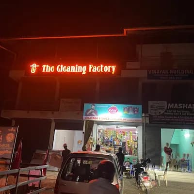 The Cleaning Factory logo
