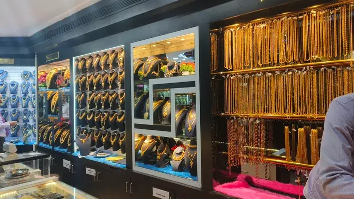 Boby Chemmanur International Jewellers — Jewellery & Watches in Palakkad