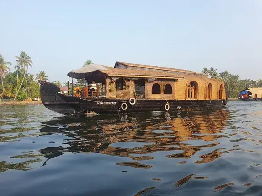 Gogeo Holidays — Travel & Tourism in Kochi, Ernakulam