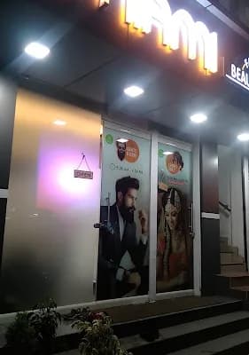 Miami Beauty Parlour For Gents And Ladies logo