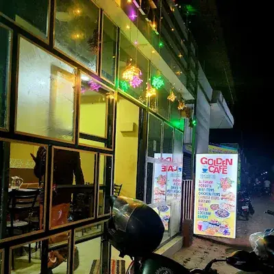 Golden Cafe logo