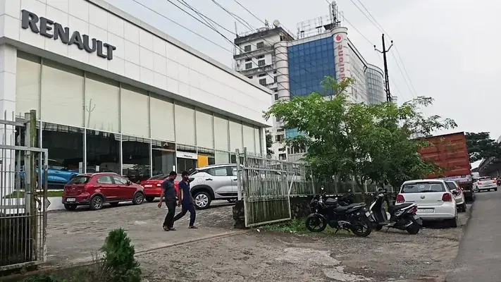 Renault Kochi — Automotive in Kochi, Ernakulam