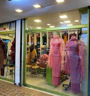 Cindas Boutique logo