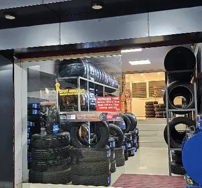 Ceat Shoppe Tyre Xpert Sreekaryam Thiruvananthapuram logo