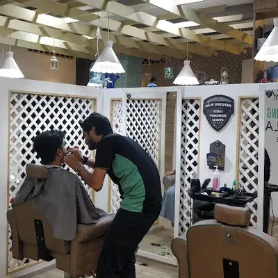Flaunt Styling Lounge And Spa logo